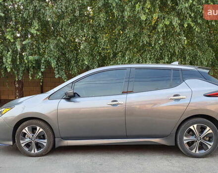 Сірий Ніссан Ліф, об'ємом двигуна 0 л та пробігом 32 тис. км за 18188 $, фото 1 на Automoto.ua