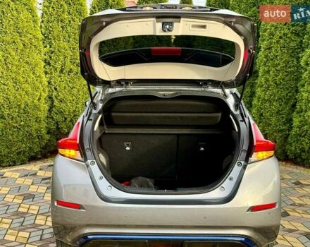 Серый Ниссан Лиф, объемом двигателя 0 л и пробегом 47 тыс. км за 15200 $, фото 13 на Automoto.ua