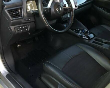 Сірий Ніссан Ліф, об'ємом двигуна 0 л та пробігом 126 тис. км за 16500 $, фото 10 на Automoto.ua