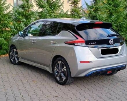 Серый Ниссан Лиф, объемом двигателя 0 л и пробегом 49 тыс. км за 9500 $, фото 4 на Automoto.ua