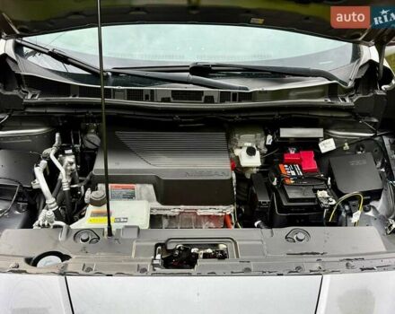 Серый Ниссан Лиф, объемом двигателя 0 л и пробегом 47 тыс. км за 15200 $, фото 35 на Automoto.ua