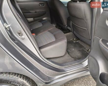 Серый Ниссан Лиф, объемом двигателя 0 л и пробегом 30 тыс. км за 12700 $, фото 27 на Automoto.ua