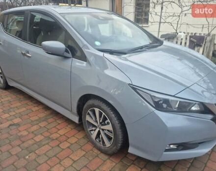 Сірий Ніссан Ліф, об'ємом двигуна 0 л та пробігом 13 тис. км за 14353 $, фото 1 на Automoto.ua