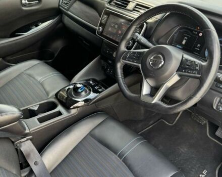 Серый Ниссан Лиф, объемом двигателя 0 л и пробегом 58 тыс. км за 7100 $, фото 5 на Automoto.ua