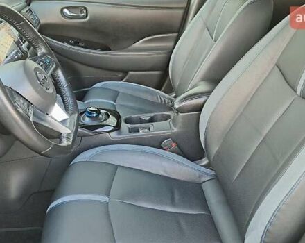 Сірий Ніссан Ліф, об'ємом двигуна 0 л та пробігом 102 тис. км за 15700 $, фото 13 на Automoto.ua