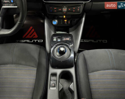 Сірий Ніссан Ліф, об'ємом двигуна 0 л та пробігом 56 тис. км за 13500 $, фото 25 на Automoto.ua