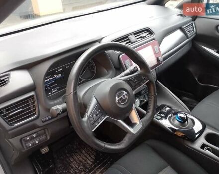 Сірий Ніссан Ліф, об'ємом двигуна 0 л та пробігом 38 тис. км за 15499 $, фото 5 на Automoto.ua