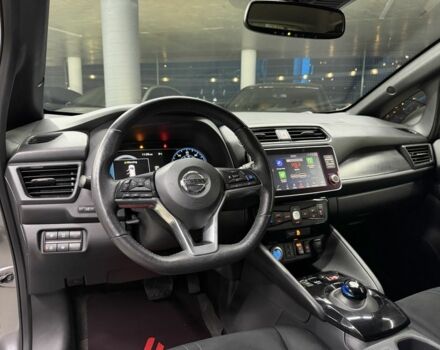 Серый Ниссан Лиф, объемом двигателя 0 л и пробегом 56 тыс. км за 13500 $, фото 17 на Automoto.ua