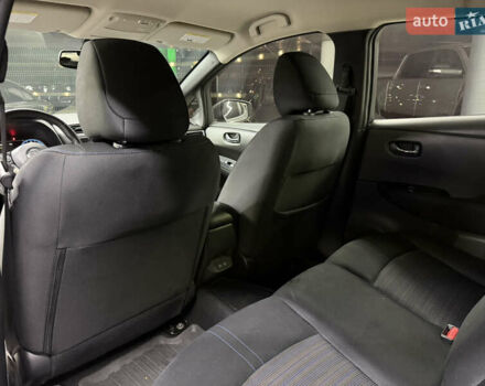 Сірий Ніссан Ліф, об'ємом двигуна 0 л та пробігом 56 тис. км за 13500 $, фото 20 на Automoto.ua