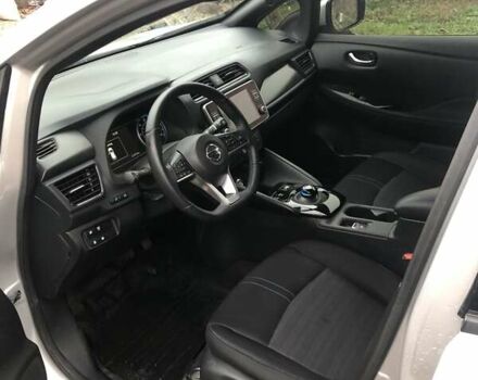 Сірий Ніссан Ліф, об'ємом двигуна 0 л та пробігом 64 тис. км за 18000 $, фото 5 на Automoto.ua