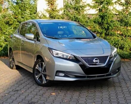 Серый Ниссан Лиф, объемом двигателя 0 л и пробегом 49 тыс. км за 9500 $, фото 1 на Automoto.ua