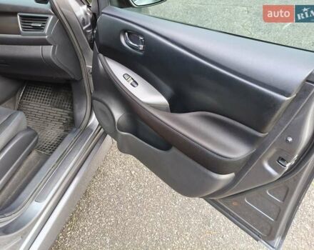 Серый Ниссан Лиф, объемом двигателя 0 л и пробегом 30 тыс. км за 12700 $, фото 30 на Automoto.ua