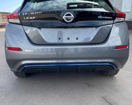 Серый Ниссан Лиф, объемом двигателя 0 л и пробегом 17 тыс. км за 16999 $, фото 3 на Automoto.ua