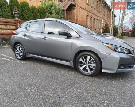 Серый Ниссан Лиф, объемом двигателя 0 л и пробегом 30 тыс. км за 12700 $, фото 5 на Automoto.ua