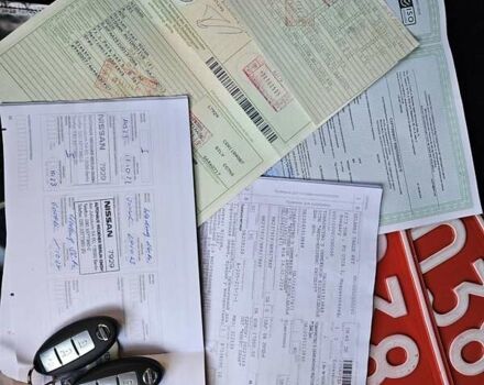 Серый Ниссан Лиф, объемом двигателя 0 л и пробегом 48 тыс. км за 14300 $, фото 9 на Automoto.ua