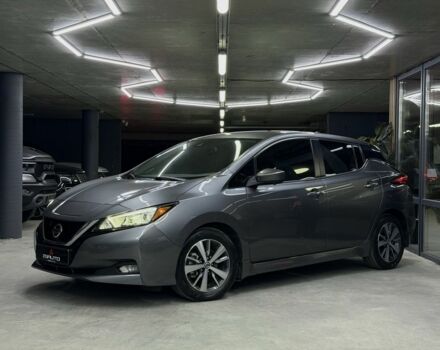 Серый Ниссан Лиф, объемом двигателя 0 л и пробегом 56 тыс. км за 13500 $, фото 6 на Automoto.ua