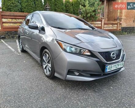 Серый Ниссан Лиф, объемом двигателя 0 л и пробегом 30 тыс. км за 12700 $, фото 4 на Automoto.ua