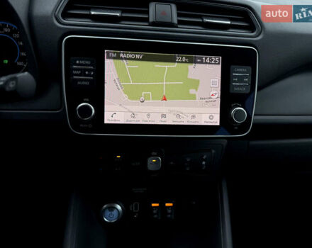 Серый Ниссан Лиф, объемом двигателя 0 л и пробегом 45 тыс. км за 14800 $, фото 35 на Automoto.ua