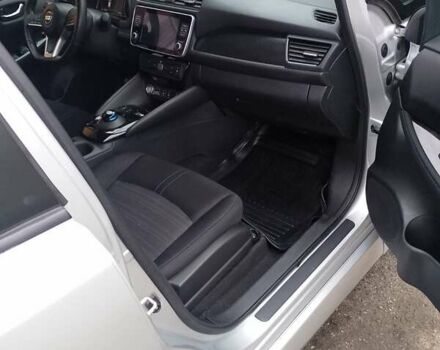 Сірий Ніссан Ліф, об'ємом двигуна 0 л та пробігом 38 тис. км за 15499 $, фото 10 на Automoto.ua