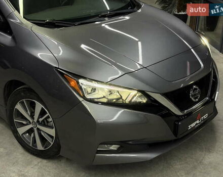 Сірий Ніссан Ліф, об'ємом двигуна 0 л та пробігом 56 тис. км за 13500 $, фото 2 на Automoto.ua