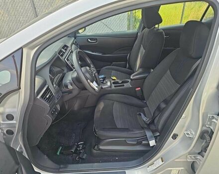 Сірий Ніссан Ліф, об'ємом двигуна 0 л та пробігом 86 тис. км за 7000 $, фото 1 на Automoto.ua