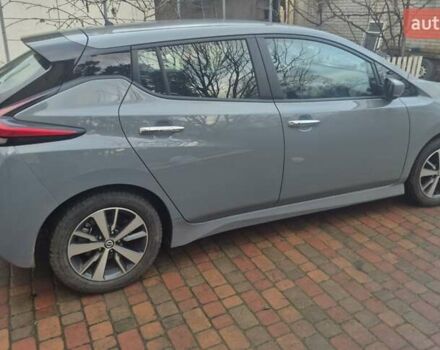 Сірий Ніссан Ліф, об'ємом двигуна 0 л та пробігом 13 тис. км за 14353 $, фото 2 на Automoto.ua