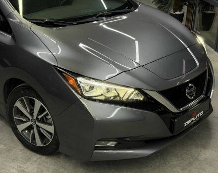 Серый Ниссан Лиф, объемом двигателя 0 л и пробегом 56 тыс. км за 13500 $, фото 1 на Automoto.ua