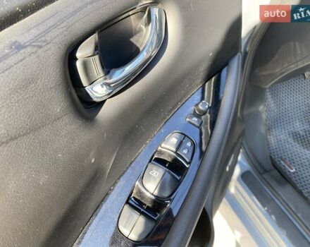 Серый Ниссан Лиф, объемом двигателя 0 л и пробегом 20 тыс. км за 18900 $, фото 8 на Automoto.ua