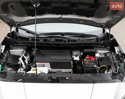 Серый Ниссан Лиф, объемом двигателя 0 л и пробегом 26 тыс. км за 15850 $, фото 50 на Automoto.ua