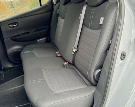 Серый Ниссан Лиф, объемом двигателя 0 л и пробегом 28 тыс. км за 19300 $, фото 41 на Automoto.ua