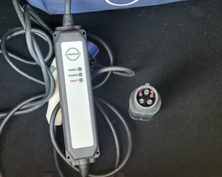 Серый Ниссан Лиф, объемом двигателя 0 л и пробегом 25 тыс. км за 24000 $, фото 18 на Automoto.ua