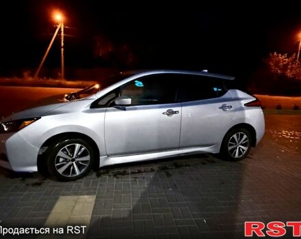 Сірий Ніссан Ліф, об'ємом двигуна 0.11 л та пробігом 66 тис. км за 16999 $, фото 3 на Automoto.ua