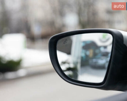 Серый Ниссан Лиф, объемом двигателя 0 л и пробегом 26 тыс. км за 15850 $, фото 54 на Automoto.ua