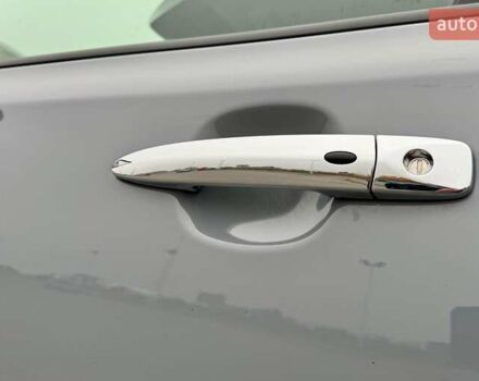 Серый Ниссан Лиф, объемом двигателя 0 л и пробегом 28 тыс. км за 19300 $, фото 20 на Automoto.ua