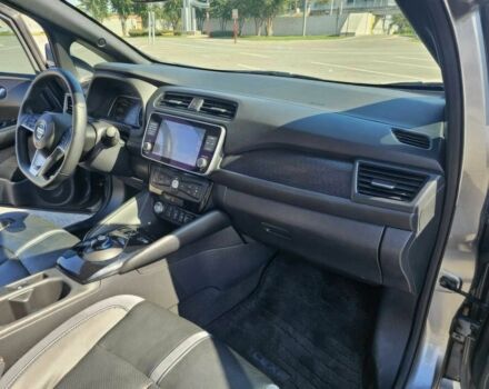 Серый Ниссан Лиф, объемом двигателя 0 л и пробегом 13 тыс. км за 5200 $, фото 8 на Automoto.ua