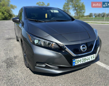 Сірий Ніссан Ліф, об'ємом двигуна 0 л та пробігом 47 тис. км за 15900 $, фото 1 на Automoto.ua
