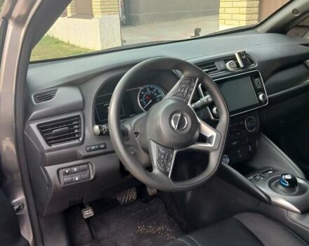 Сірий Ніссан Ліф, об'ємом двигуна 0 л та пробігом 40 тис. км за 14200 $, фото 2 на Automoto.ua