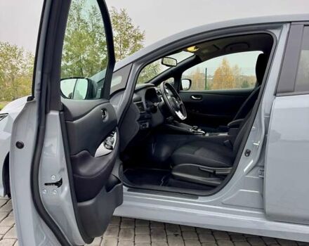 Серый Ниссан Лиф, объемом двигателя 0 л и пробегом 28 тыс. км за 19300 $, фото 47 на Automoto.ua