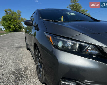 Сірий Ніссан Ліф, об'ємом двигуна 0 л та пробігом 47 тис. км за 15900 $, фото 5 на Automoto.ua