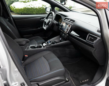 Серый Ниссан Лиф, объемом двигателя 0 л и пробегом 26 тыс. км за 15850 $, фото 38 на Automoto.ua