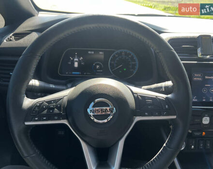 Сірий Ніссан Ліф, об'ємом двигуна 0 л та пробігом 47 тис. км за 15900 $, фото 25 на Automoto.ua