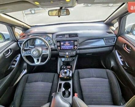 Серый Ниссан Лиф, объемом двигателя 0 л и пробегом 98 тыс. км за 14000 $, фото 2 на Automoto.ua