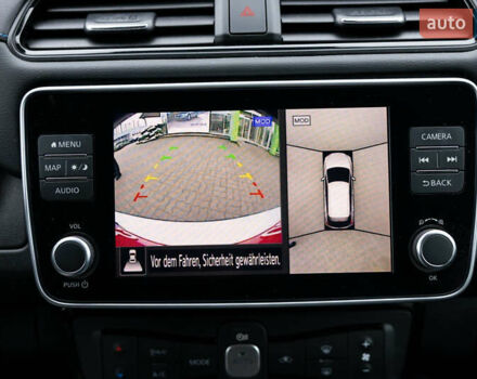 Серый Ниссан Лиф, объемом двигателя 0 л и пробегом 26 тыс. км за 15850 $, фото 31 на Automoto.ua