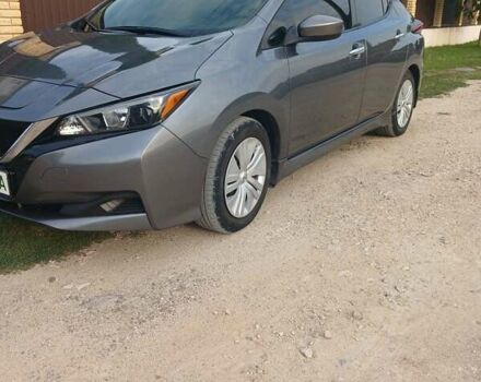 Сірий Ніссан Ліф, об'ємом двигуна 0 л та пробігом 40 тис. км за 14200 $, фото 1 на Automoto.ua