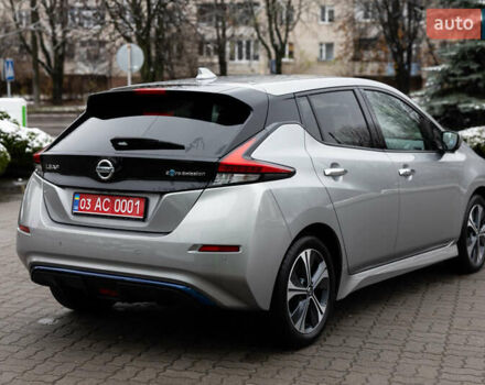 Серый Ниссан Лиф, объемом двигателя 0 л и пробегом 26 тыс. км за 15850 $, фото 7 на Automoto.ua