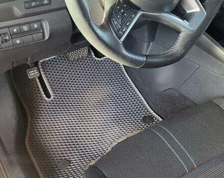 Серый Ниссан Лиф, объемом двигателя 0 л и пробегом 25 тыс. км за 24000 $, фото 15 на Automoto.ua