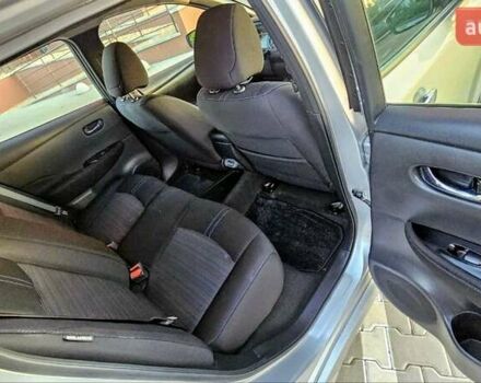 Серый Ниссан Лиф, объемом двигателя 0 л и пробегом 98 тыс. км за 14000 $, фото 5 на Automoto.ua