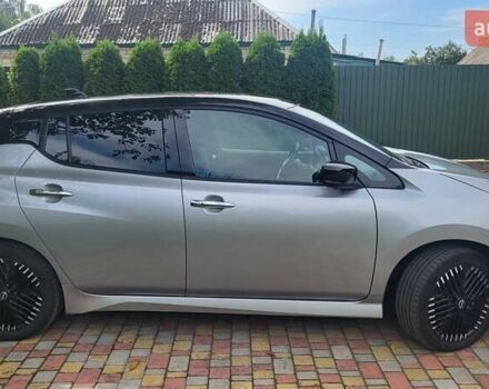 Серый Ниссан Лиф, объемом двигателя 0 л и пробегом 25 тыс. км за 24000 $, фото 2 на Automoto.ua