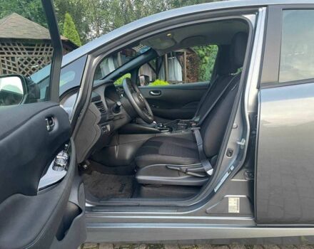 Серый Ниссан Лиф, объемом двигателя 0 л и пробегом 22 тыс. км за 21500 $, фото 4 на Automoto.ua