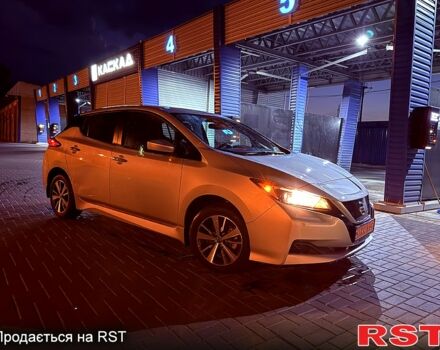 Сірий Ніссан Ліф, об'ємом двигуна 0.11 л та пробігом 66 тис. км за 16999 $, фото 7 на Automoto.ua